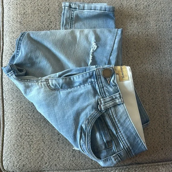 Democracy Jeans - Picture 1 of 6